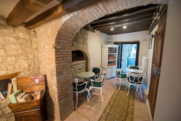 Bed and Breakfast Fattoria Branciana Rossena Exterior foto